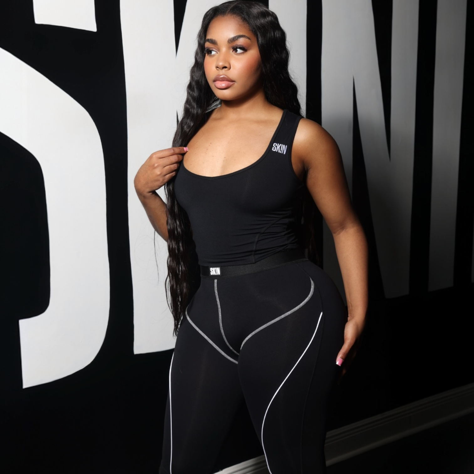 BLACK SK!N SET(PRE-ORDER 3/27)