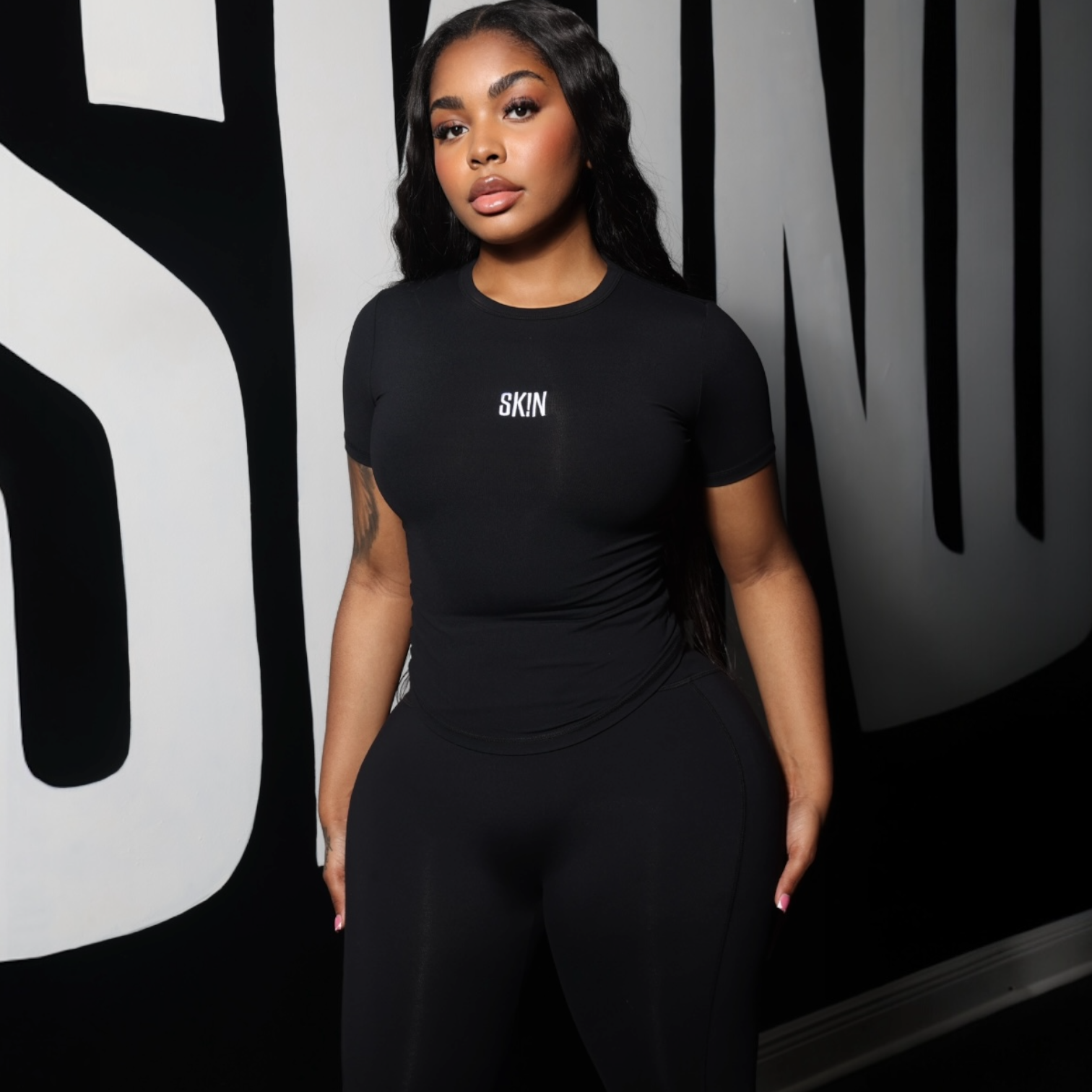 BLACK SK!N SET(PRE-ORDER 3/27)