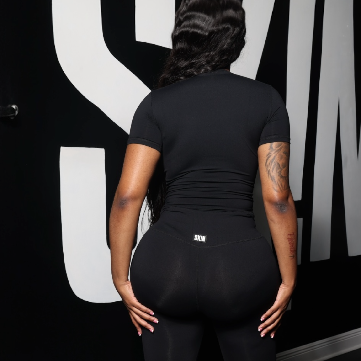 BLACK SK!N SET(PRE-ORDER 3/27)