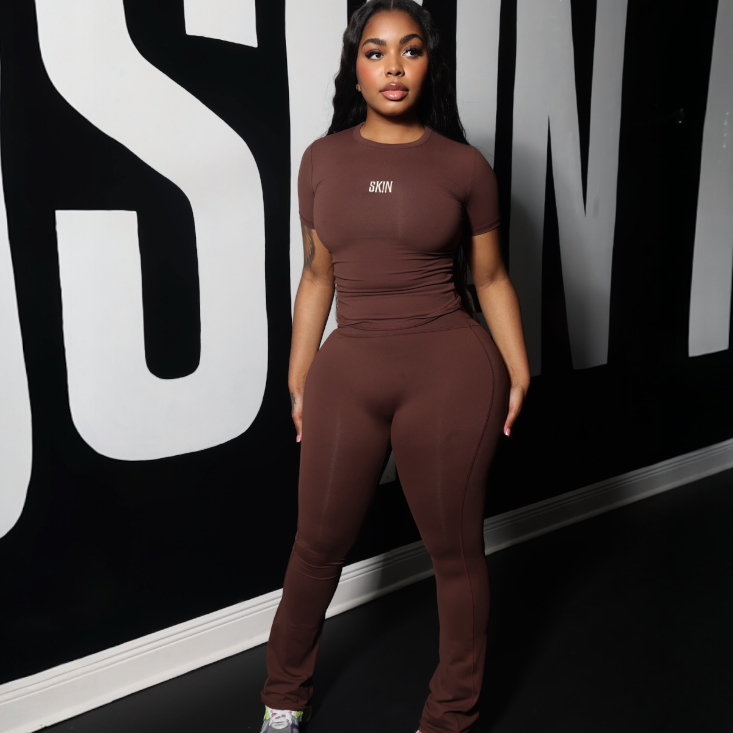 BROWN SK!N SET