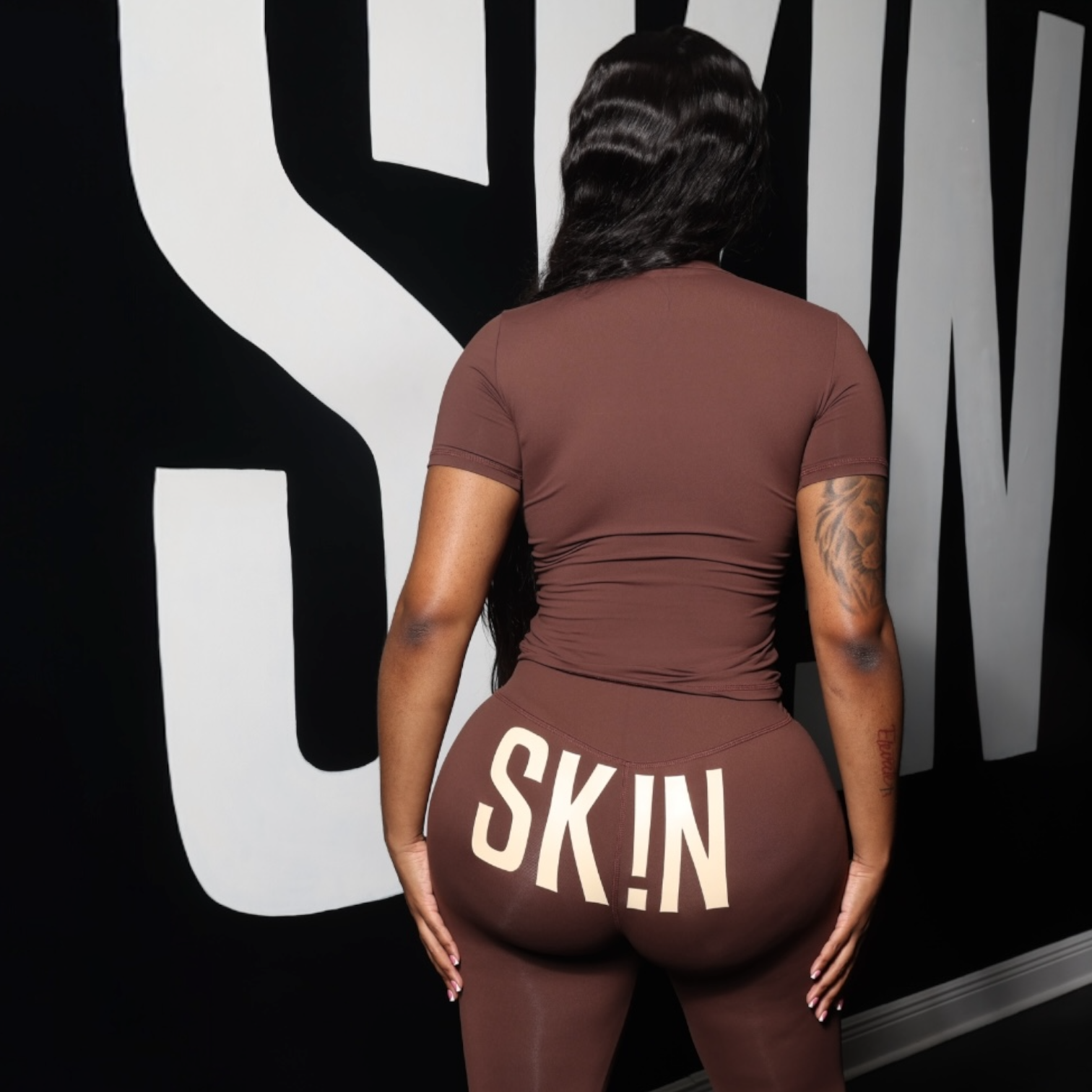 BROWN SK!N SET