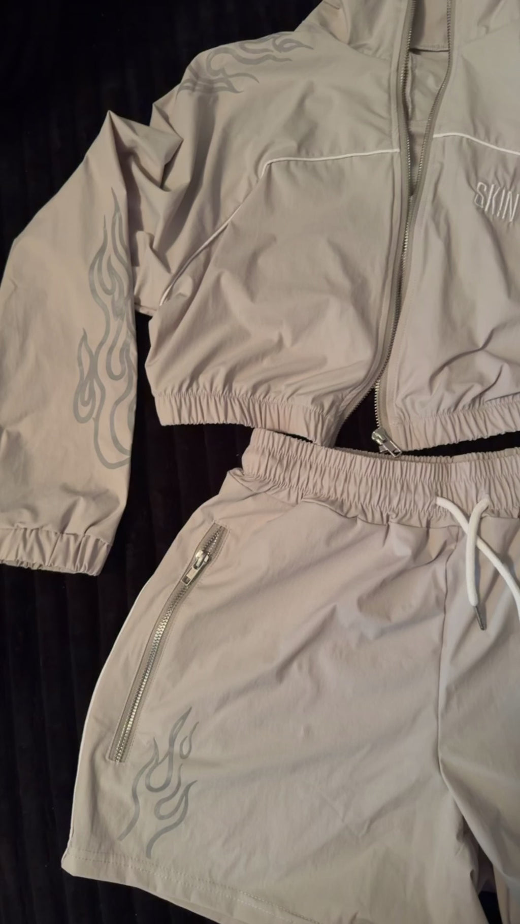 NUDE WINDBREAKER SK!N SET (PRE-ORDER) 7/23
